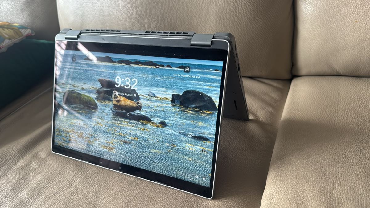 Dell Latitude 5300 2 in 1 Gen 8 i5 8gb 256gb SSD