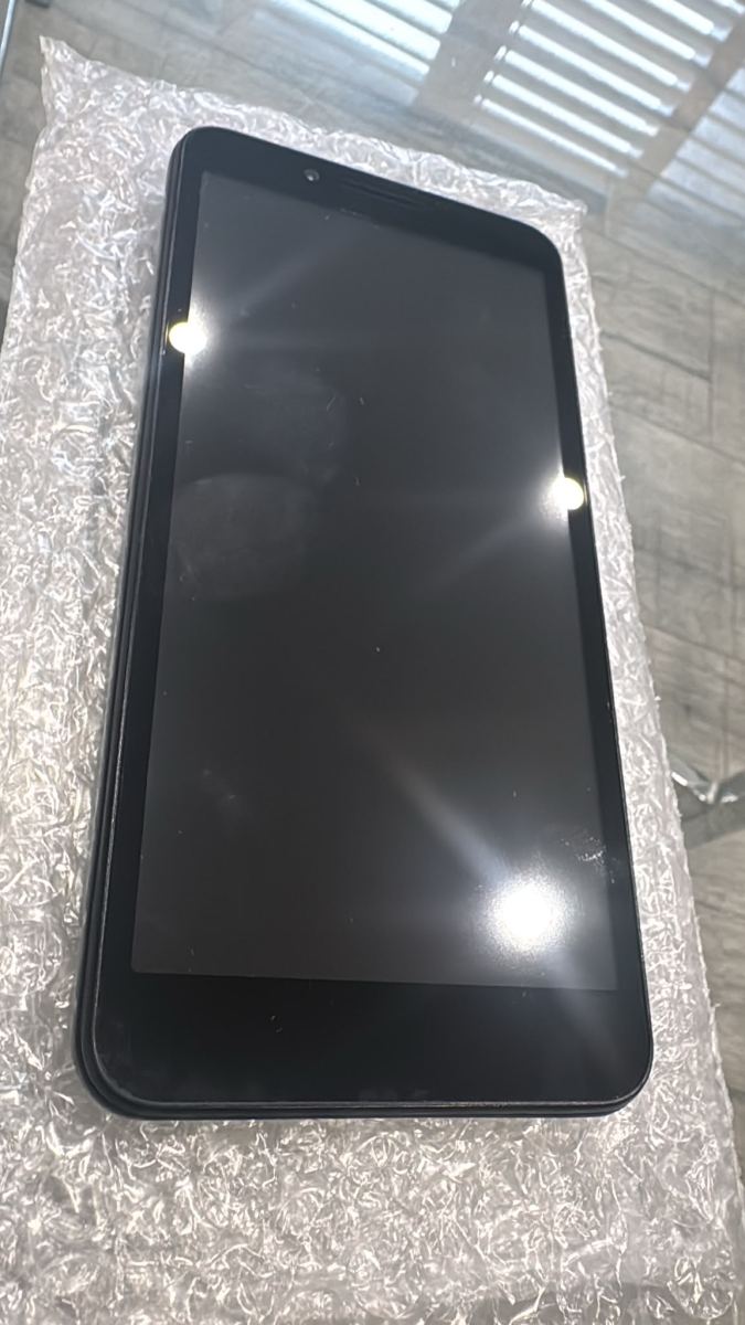 SCHOK Mobile Phone – Excellent Refurbished Condition
